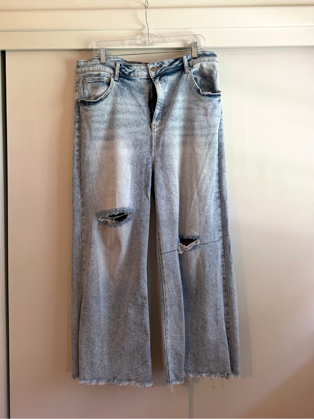 Risen Wide Leg Distressed Women’s Jeans - Light Wash Blue